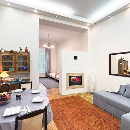 Fireplace Holidays Будапеща Екстериор снимка