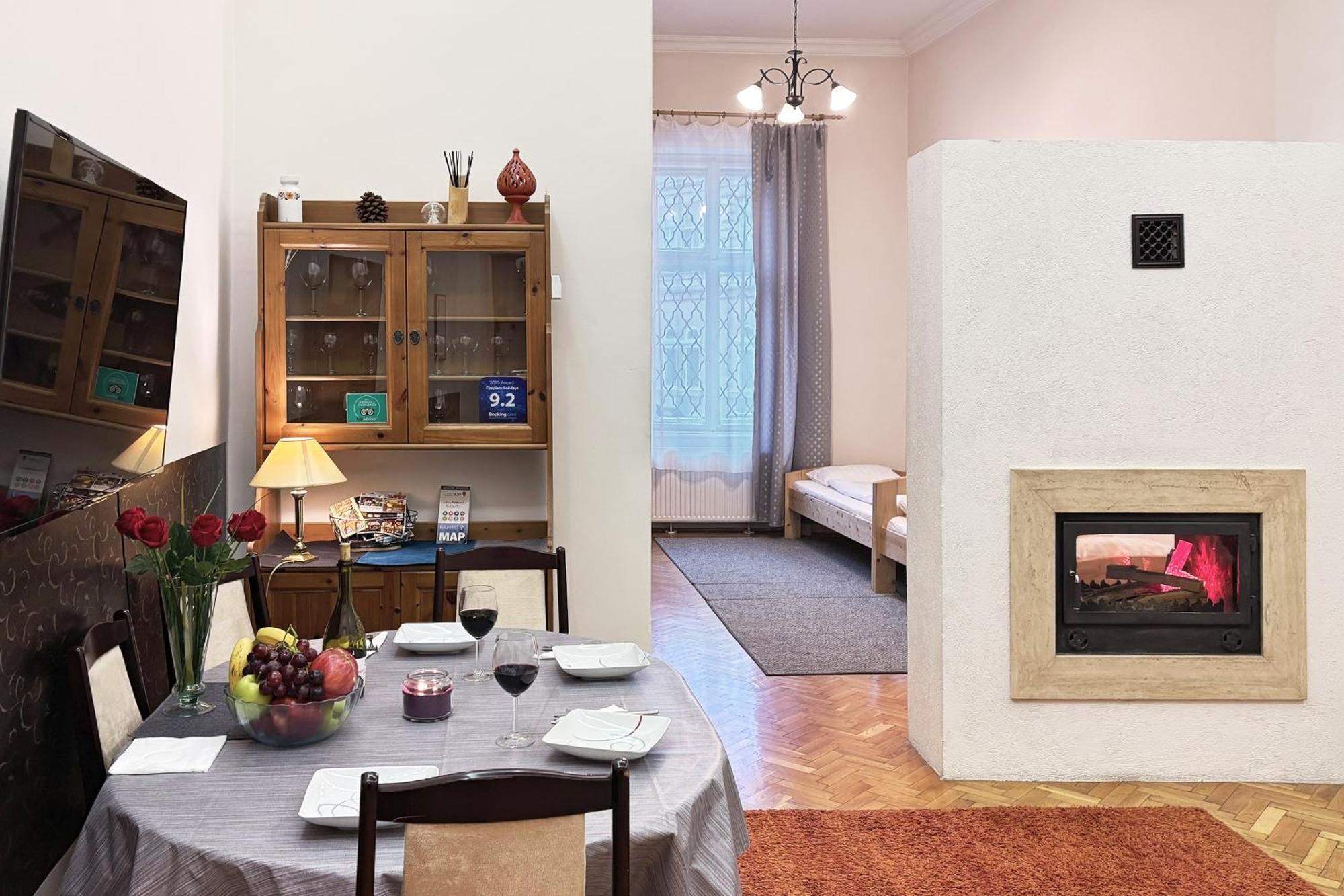Fireplace Holidays Будапеща Екстериор снимка